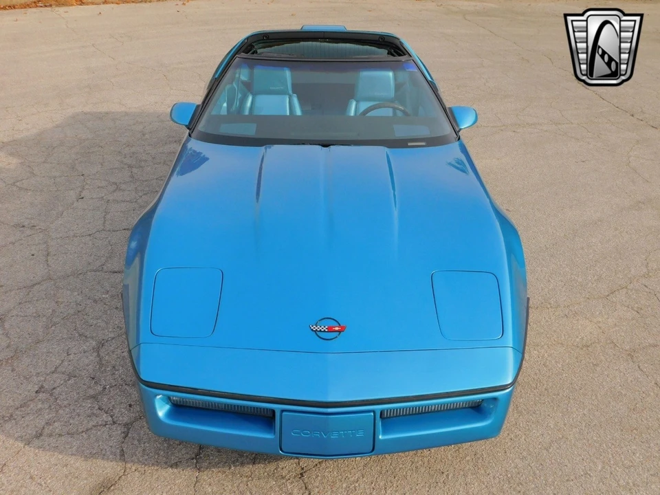 1987 Chevrolet Corvette C4 - Image 11 of 12