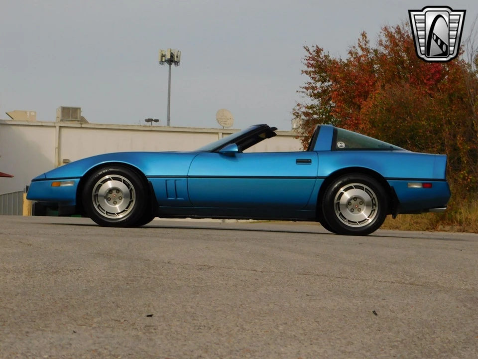 1987 Chevrolet Corvette C4 - Image 4 of 12