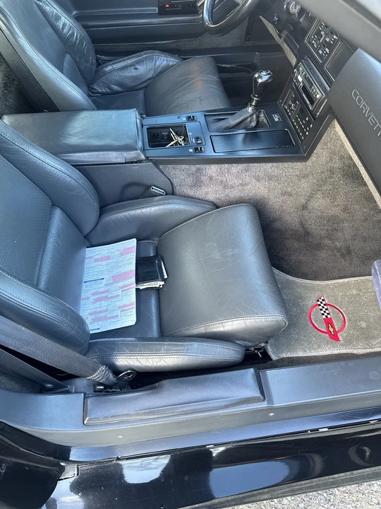 1987 Chevrolet Corvette C4 - Image 5 of 10