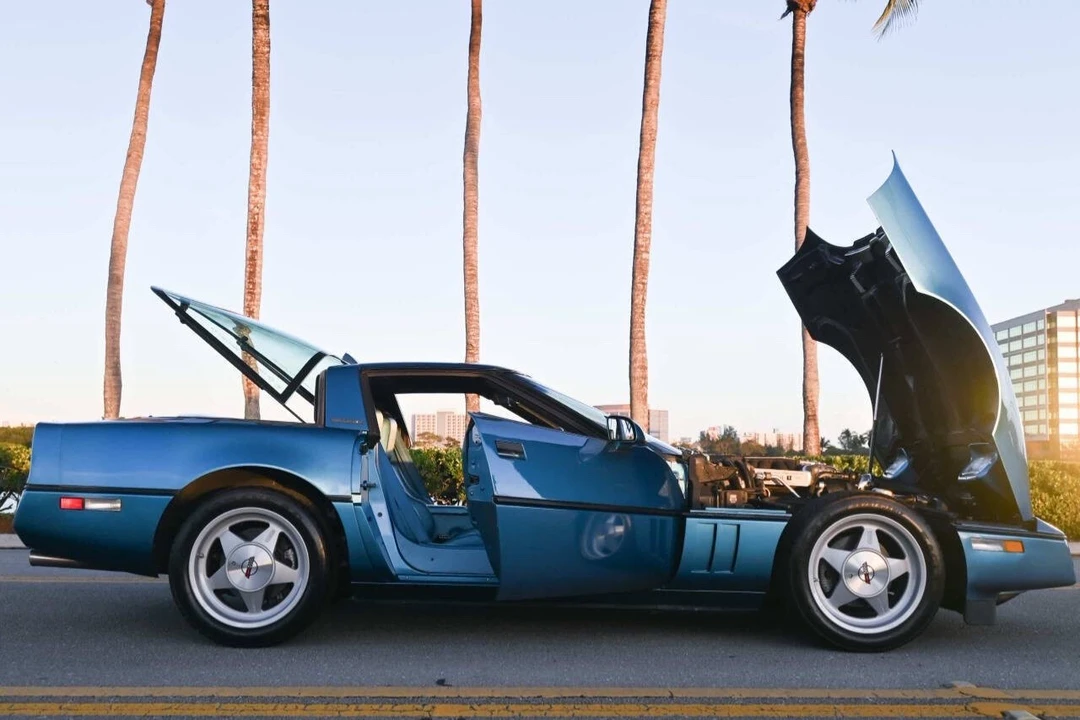 1987 Chevrolet Corvette C4 - Image 9 of 18