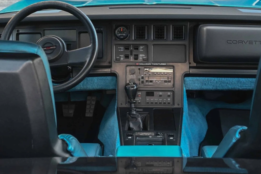 1987 Chevrolet Corvette C4 - Image 17 of 18