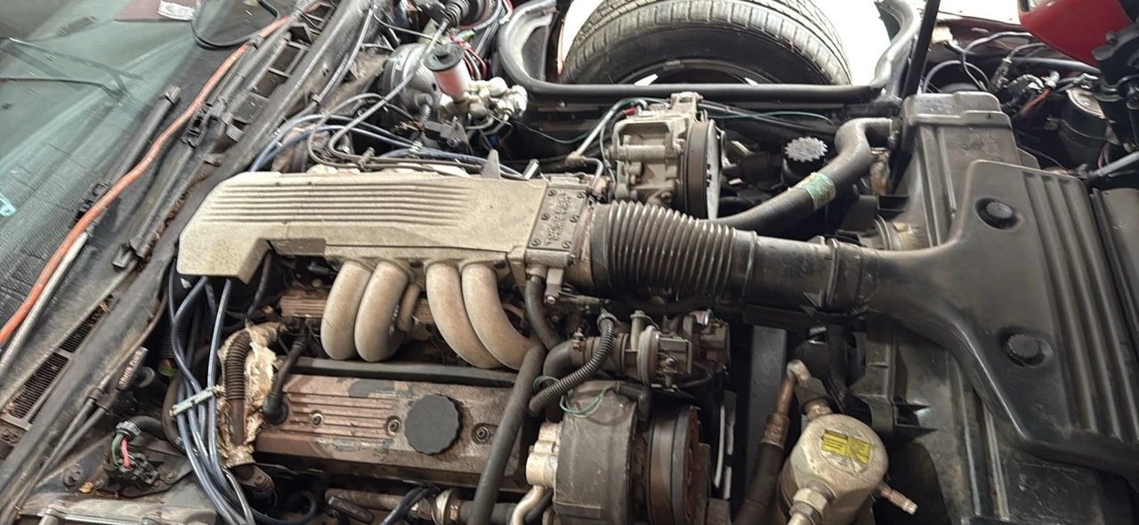 1987 Chevrolet Corvette C4 - Image 14 of 18