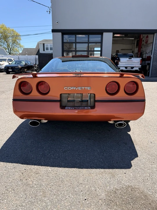 1987 Chevrolet Corvette - Image 8 of 11