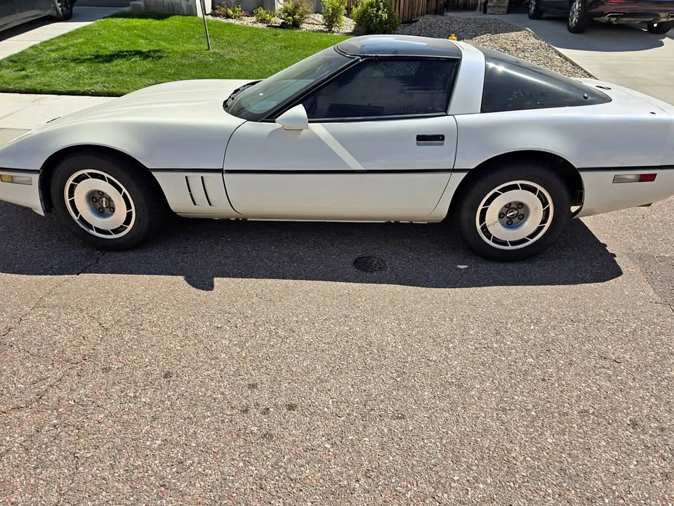 1987 Chevrolet Corvette C4 - Image 1 of 14