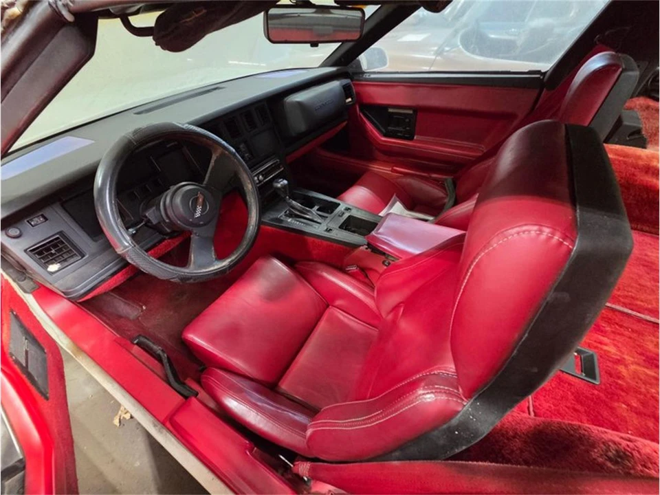 1987 Chevrolet Corvette C4 - Image 6 of 8