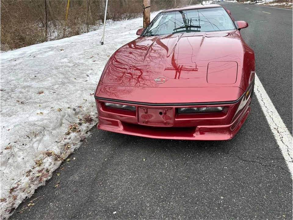 1987 Chevrolet Corvette C4 - Image 2 of 11