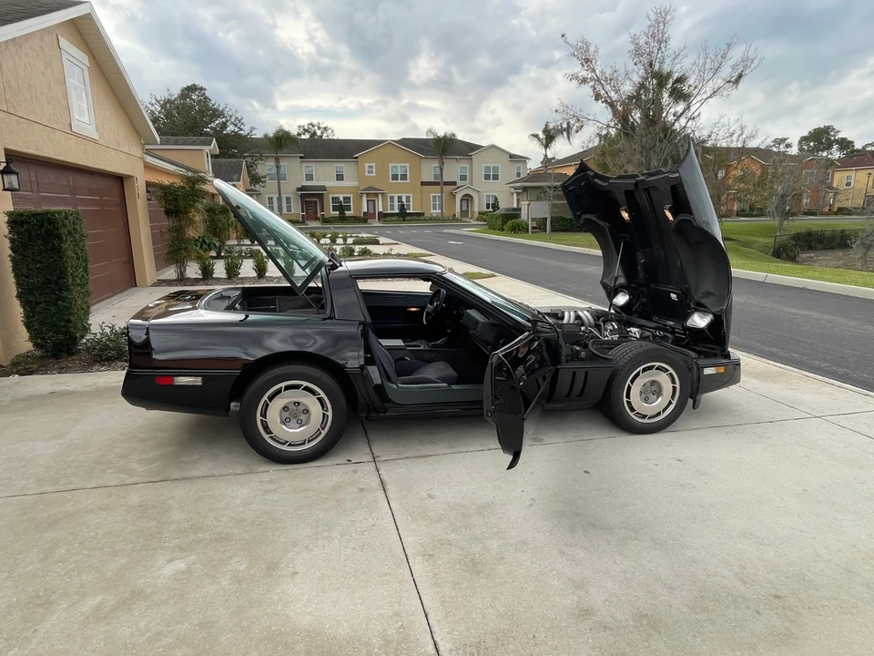 1987 Chevrolet Corvette C4 - Image 3 of 31