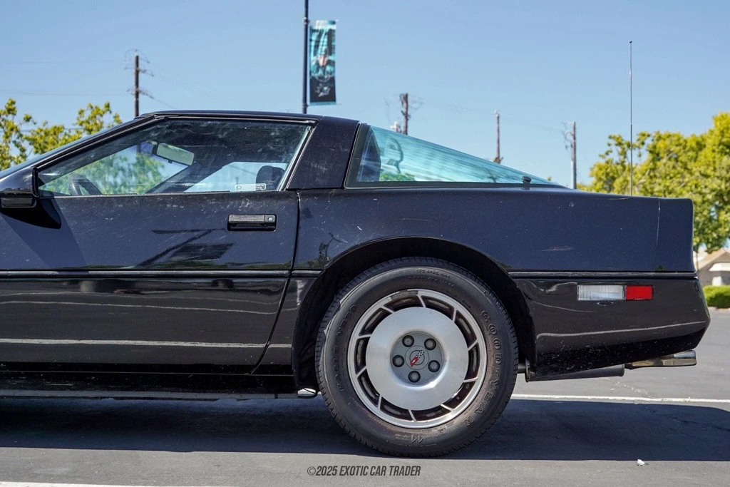 1987 Chevrolet Corvette C4 - Image 5 of 12