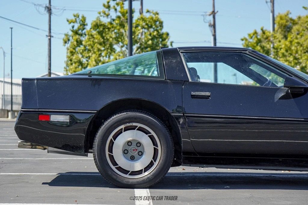 1987 Chevrolet Corvette C4 - Image 10 of 12