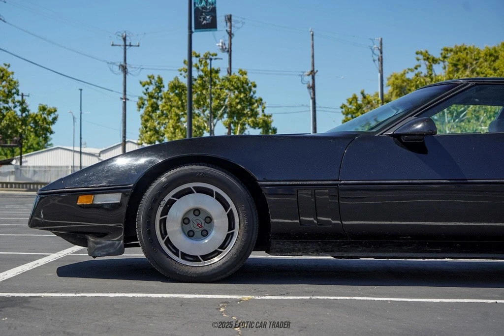 1987 Chevrolet Corvette C4 - Image 4 of 12