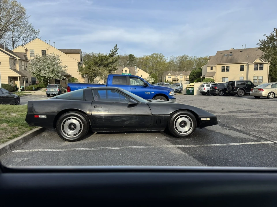 1987 Chevrolet Corvette C4 - Image 10 of 16