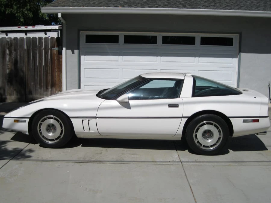 1987 Chevrolet Corvette C4 - Image 5 of 5