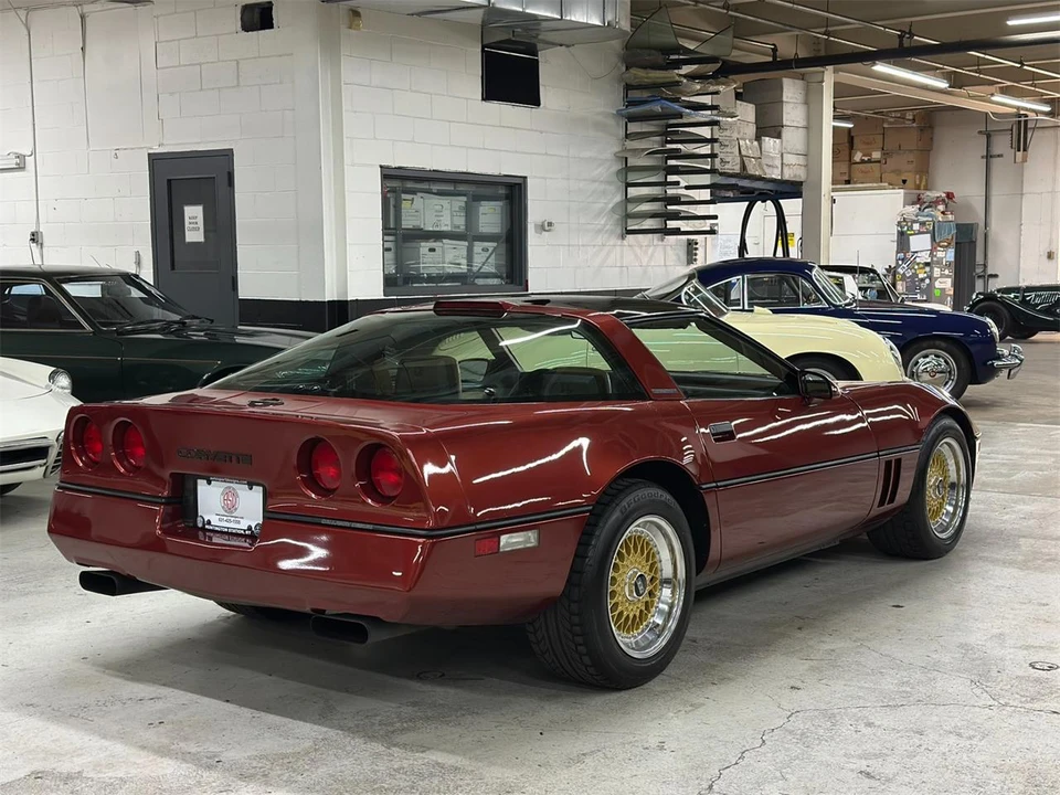 1987 Chevrolet Corvette C4 - Image 8 of 31