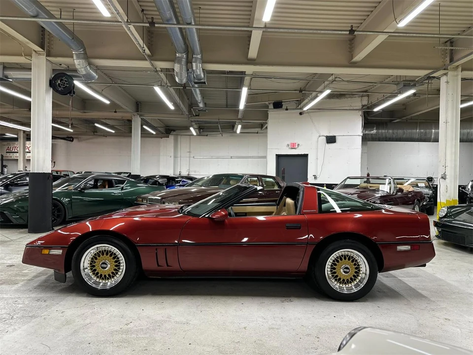 1987 Chevrolet Corvette C4 - Image 15 of 31