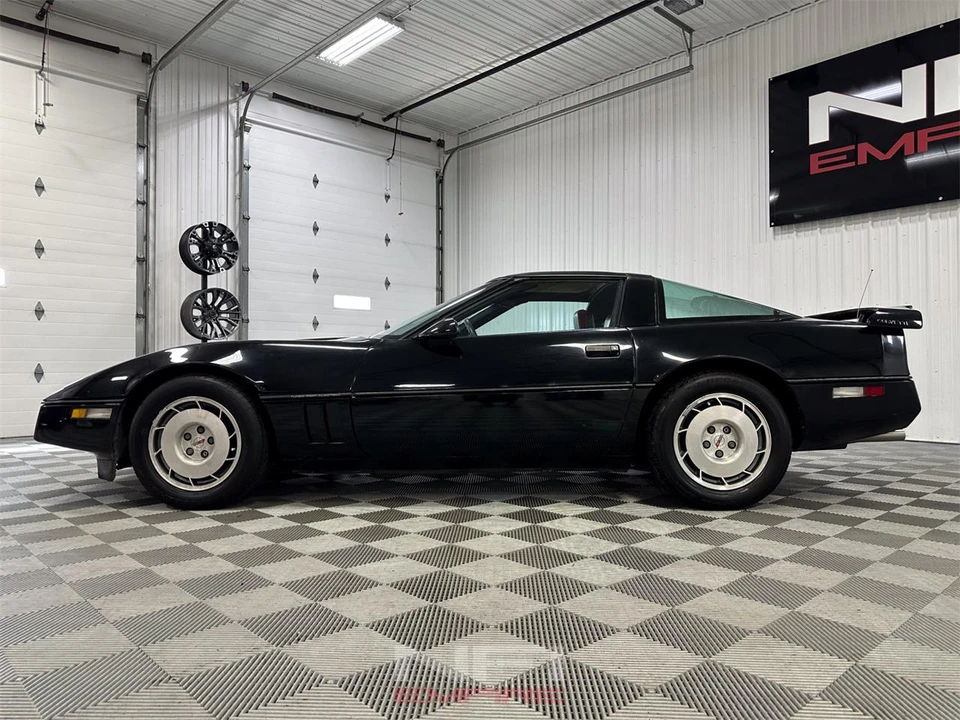 1987 Chevrolet Corvette C4 - Image 11 of 31