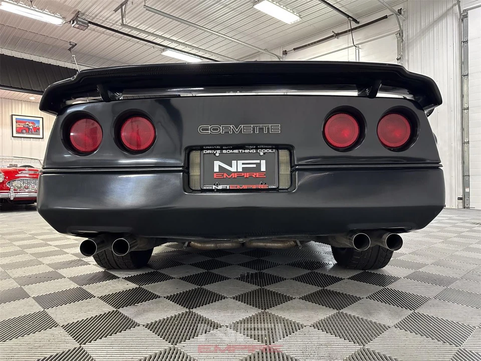 1987 Chevrolet Corvette C4 - Image 20 of 31