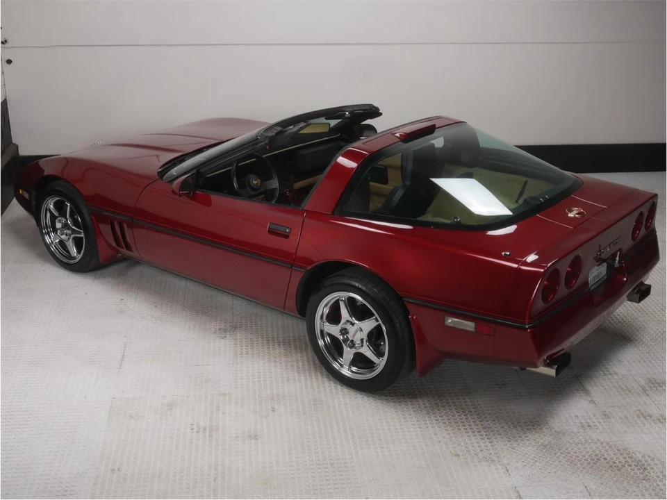 1987 Chevrolet Corvette C4 - Image 15 of 31