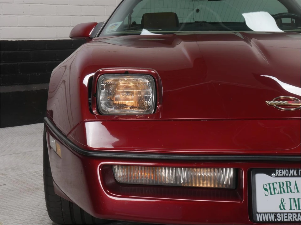1987 Chevrolet Corvette C4 - Image 8 of 31