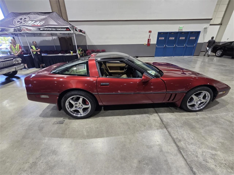 1987 Chevrolet Corvette C4 - Image 7 of 11