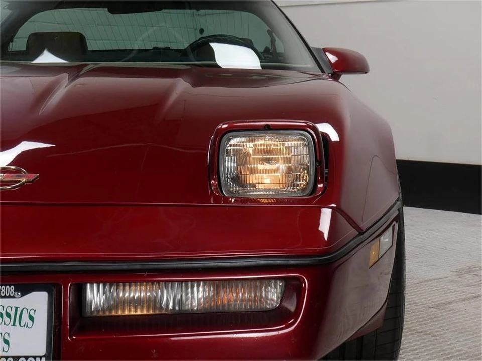 1987 Chevrolet Corvette C4 - Image 9 of 31