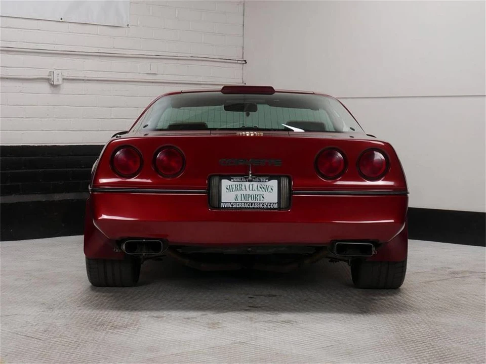 1987 Chevrolet Corvette C4 - Image 14 of 31
