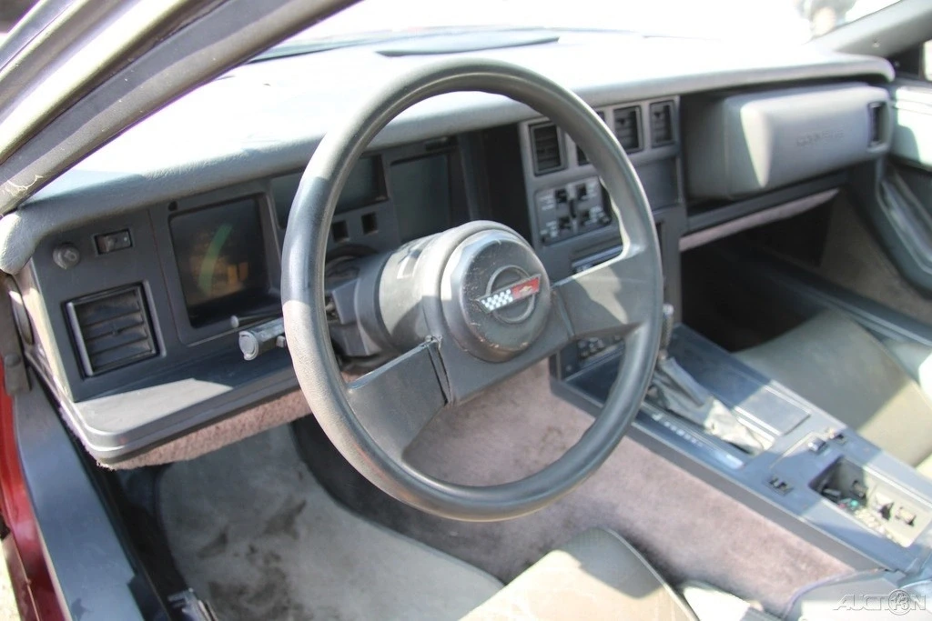 1987 Chevrolet Corvette C4 - Image 13 of 21