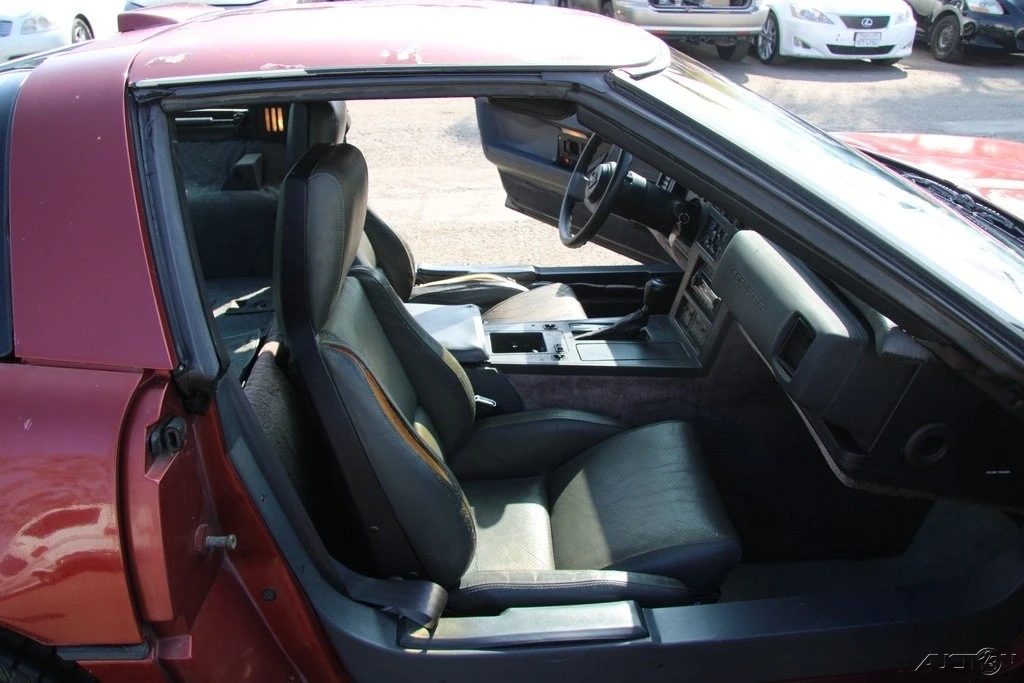 1987 Chevrolet Corvette C4 - Image 20 of 21