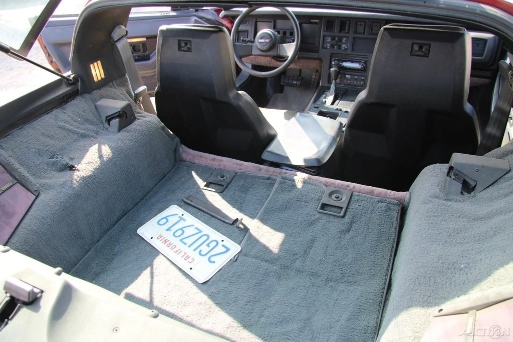 1987 Chevrolet Corvette C4 - Image 18 of 21