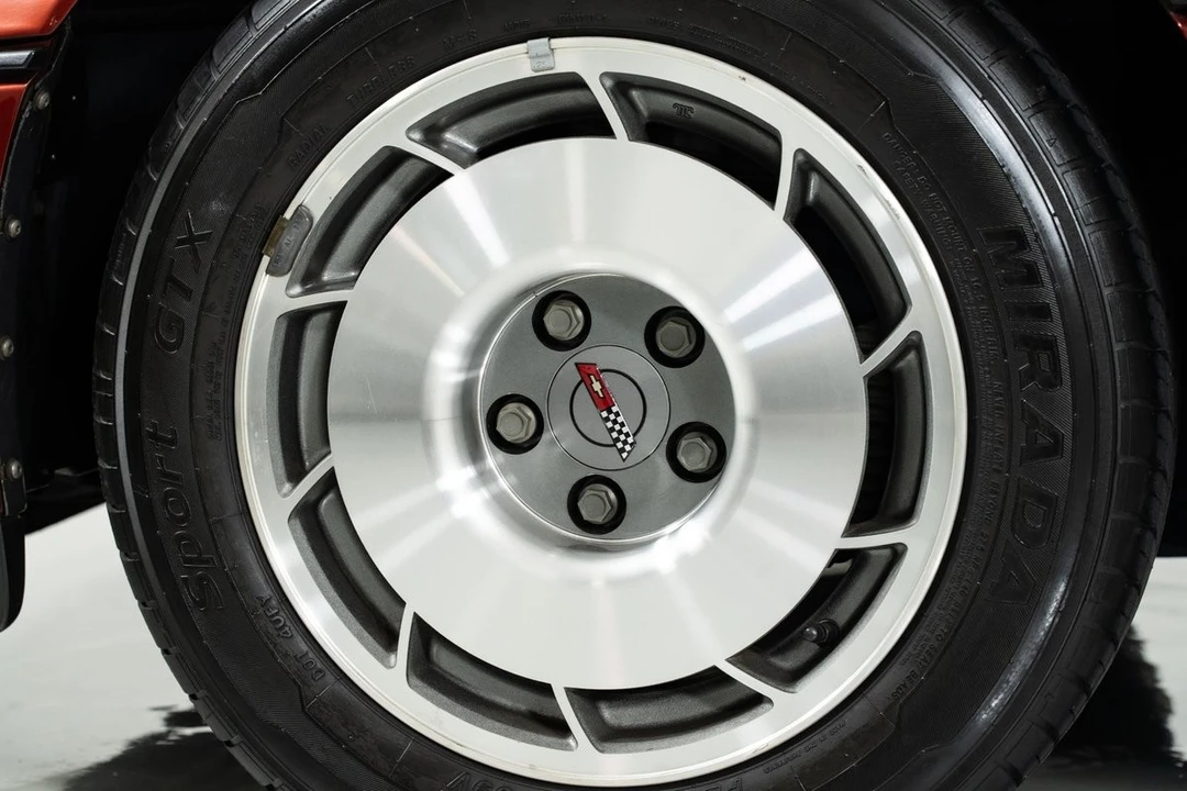 1987 Chevrolet Corvette C4 - Image 7 of 12