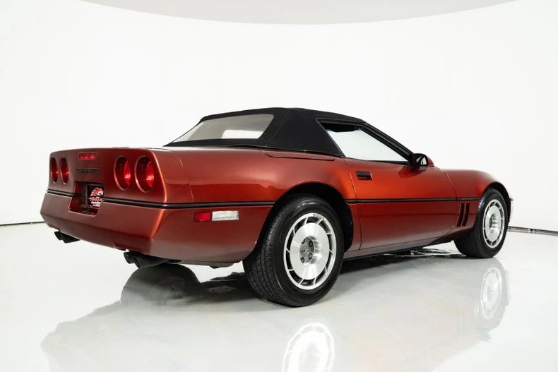 1987 Chevrolet Corvette C4 - Image 14 of 21