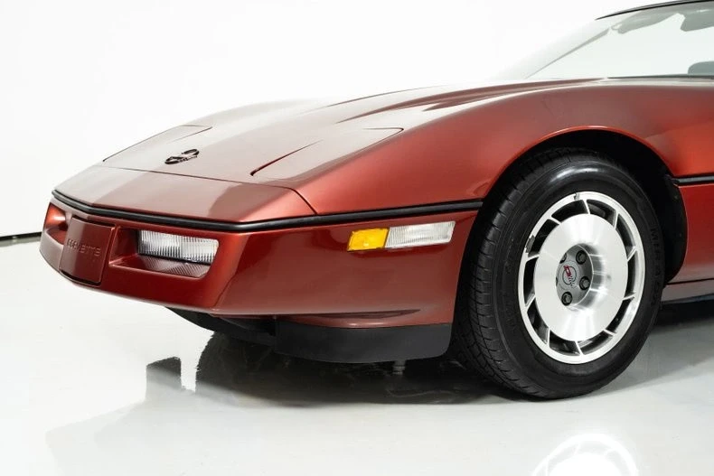 1987 Chevrolet Corvette C4 - Image 5 of 21