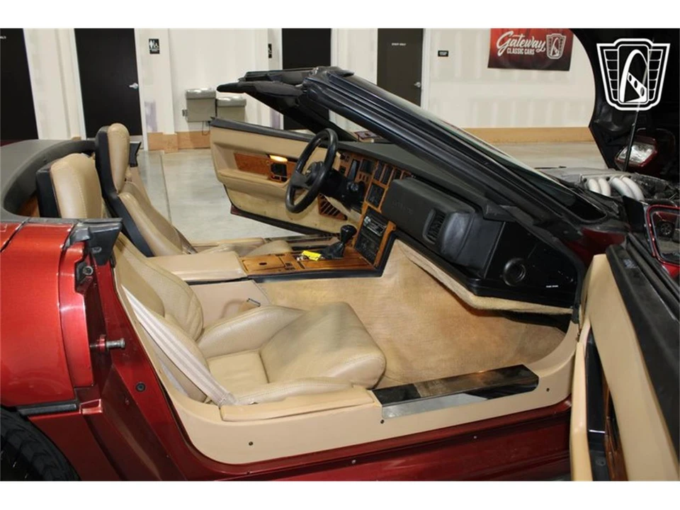 1987 Chevrolet Corvette C4 - Image 7 of 31