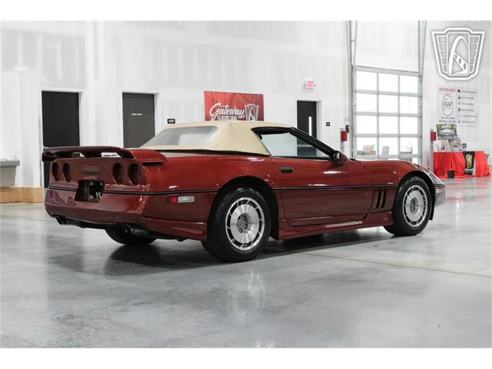 1987 Chevrolet Corvette C4 - Image 28 of 31