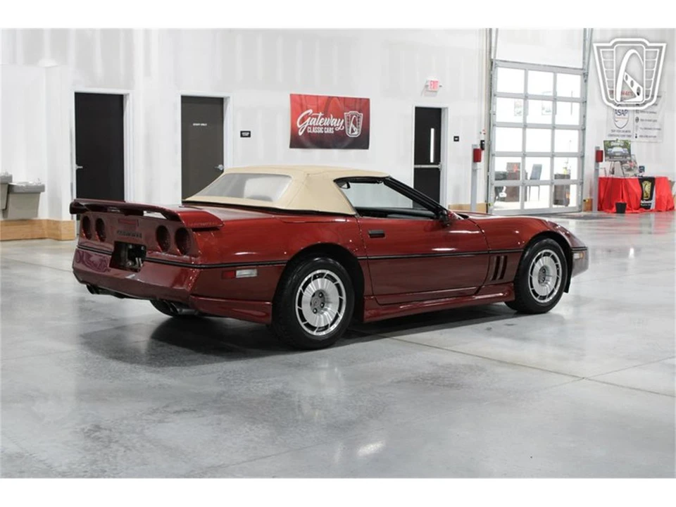 1987 Chevrolet Corvette C4 - Image 20 of 31