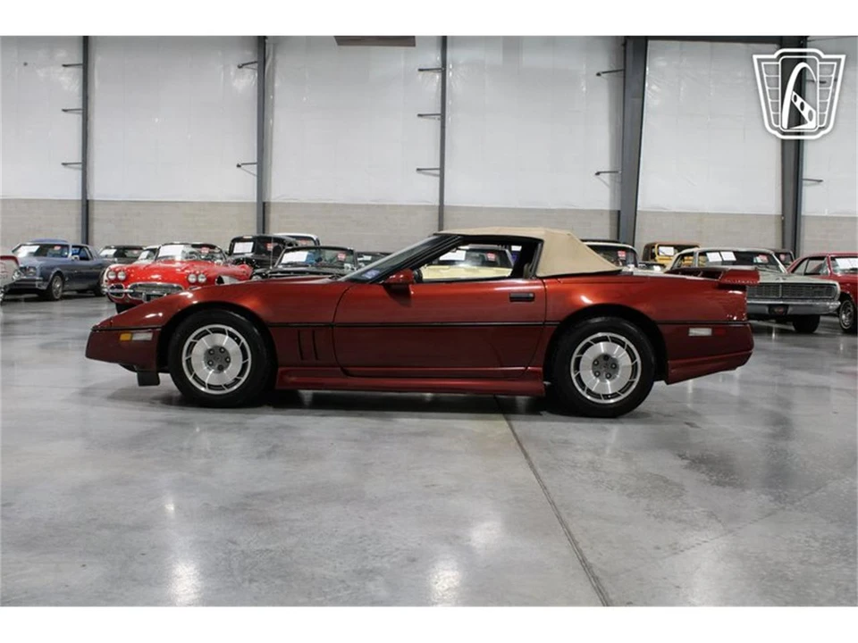 1987 Chevrolet Corvette C4 - Image 25 of 31