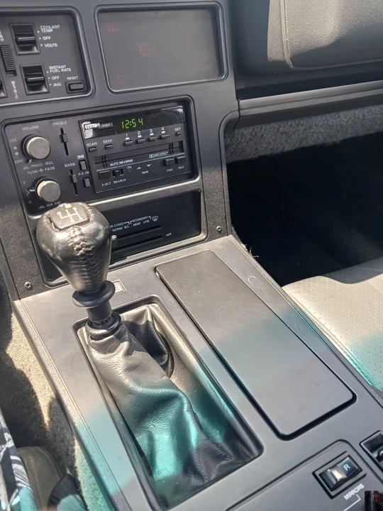 1987 Chevrolet Corvette C4 - Image 25 of 26