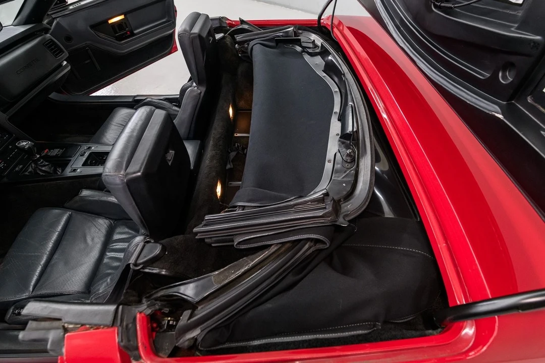 1987 Chevrolet Corvette C4 - Image 29 of 31