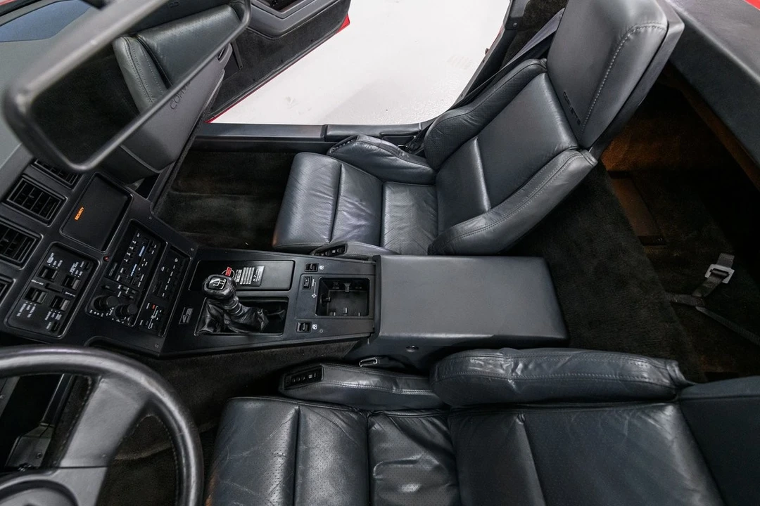 1987 Chevrolet Corvette C4 - Image 14 of 31