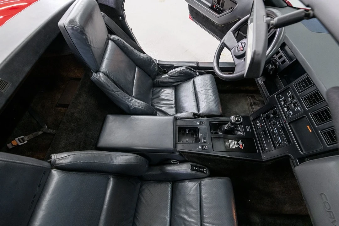 1987 Chevrolet Corvette C4 - Image 17 of 31