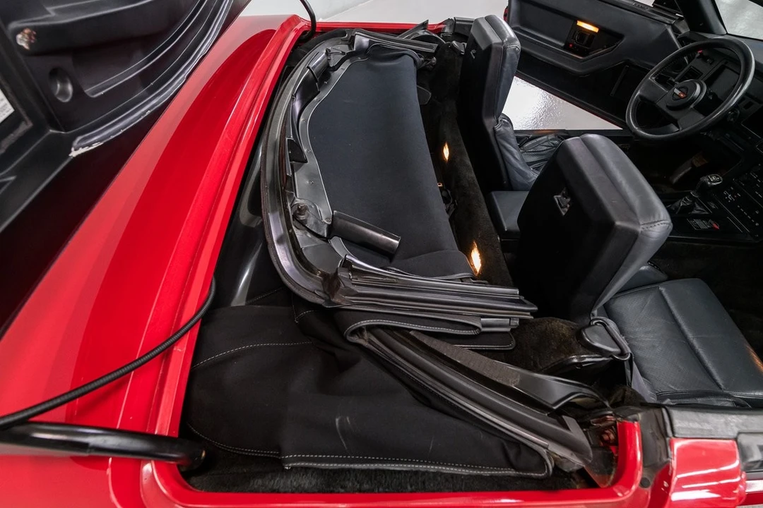 1987 Chevrolet Corvette C4 - Image 30 of 31