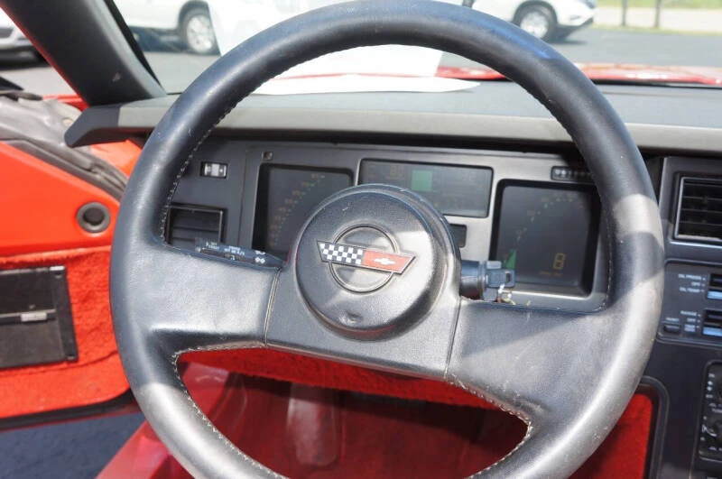 1987 Chevrolet Corvette C4 - Image 12 of 24