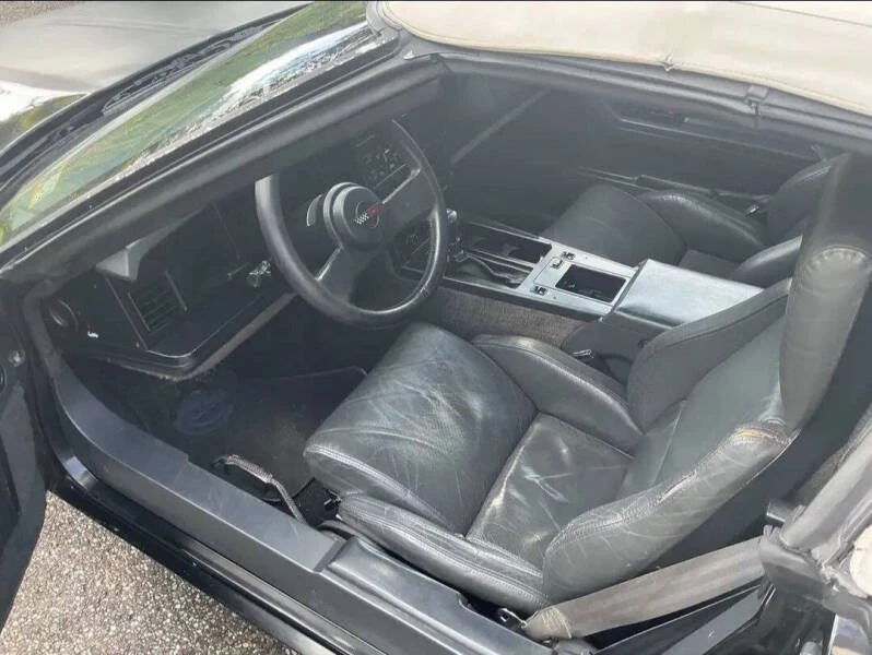 1987 Chevrolet Corvette C4 - Image 10 of 12