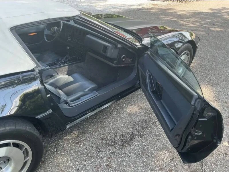 1987 Chevrolet Corvette C4 - Image 11 of 12