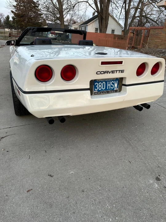 1987 Chevrolet Corvette C4 - Image 6 of 13