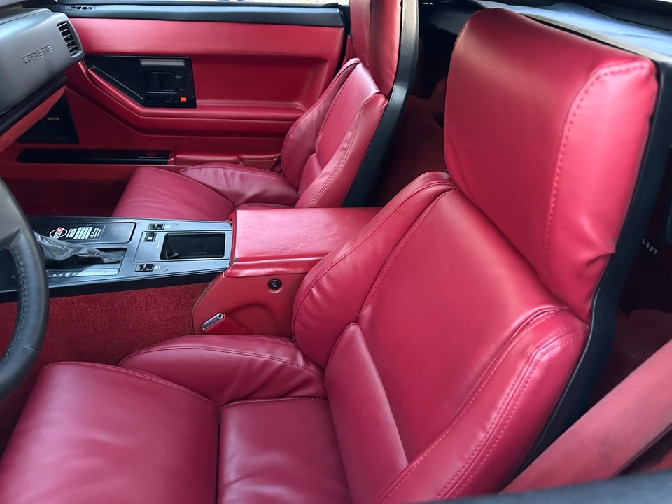 1987 Chevrolet Corvette C4 - Image 10 of 13