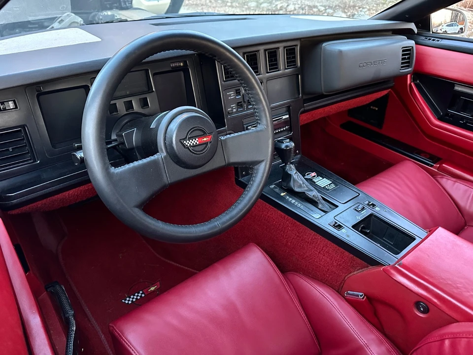 1987 Chevrolet Corvette C4 - Image 8 of 13