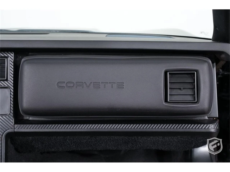 1987 Chevrolet Corvette C4 - Image 30 of 31