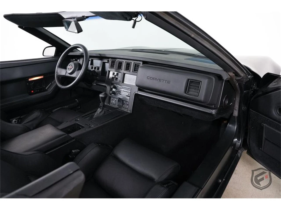 1987 Chevrolet Corvette C4 - Image 27 of 31