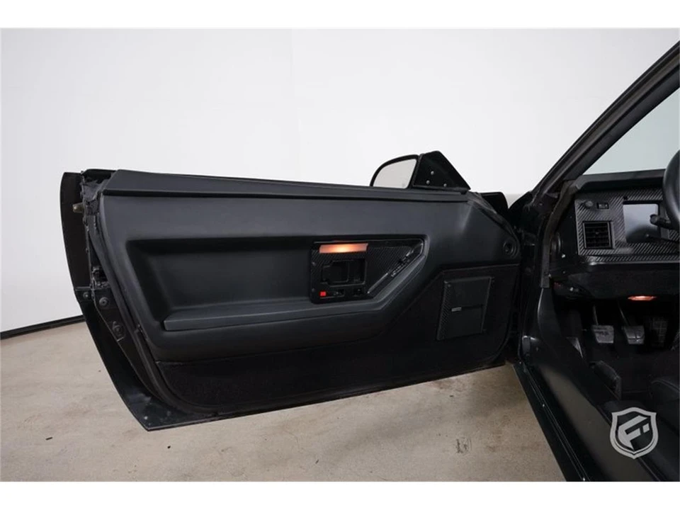 1987 Chevrolet Corvette C4 - Image 15 of 31