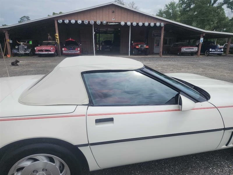 1987 Chevrolet Corvette C4 - Image 8 of 14